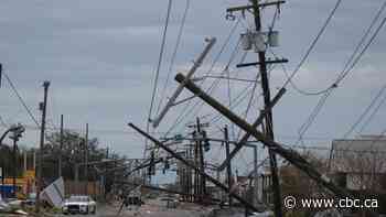 Laura now a Category 1 hurricane, 1st death reported in Louisiana