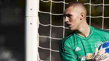 Alex Fojticek: Blackpool sign ex-Manchester United goalkeeper on one-year deal