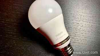 Philips Wiz Connected LED review: This color-changing smart bulb isn't stupidly expensive     - CNET