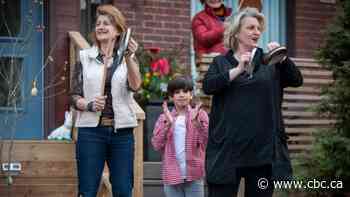 Pandemic has brought Canadians together, pushed Americans apart, poll suggests