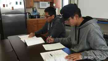 Schools resort to phone and fax machine to restart classes in northern Ontario First Nations