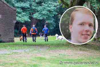 Emotionele moeder vreest het ergste voor zoon Dennis (25): 'Hij leeft niet meer’