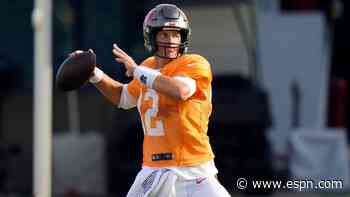 Brady 'fired up' in Raymond James scrimmage