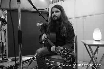 Brent Cobb Agrees to ‘Shut Up and Sing’ in New Song. Or Does He?