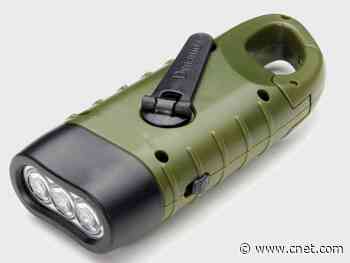 This solar-powered hand-crank emergency LED flashlight is only $7     - CNET