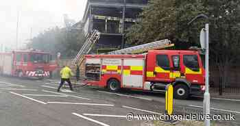 Firefighters tackle blaze at derelict Stereo Bar near Newcastle Quayside