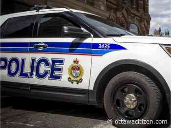Air pistol pointed at mugging victim's head on Laurier Avenue East, police say