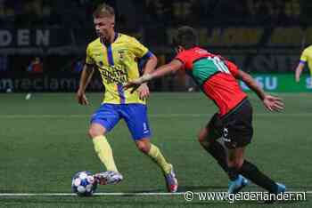 NEC verliest door handsbal en rake strafschop bij Cambuur