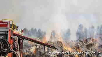 Modena. I roghi delle rotoballe: si spegne Hombre, si accende Albareto - La Gazzetta di Modena