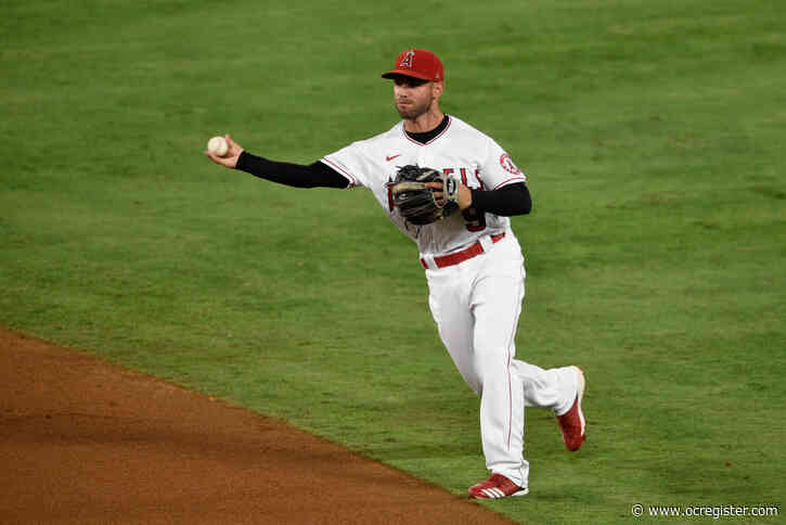 Angels ship Tommy La Stella to A’s for Franklin Barreto