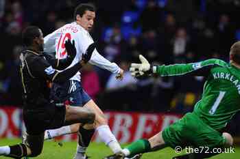 Leeds United complete record signing of striker once on loan at Bolton Wanderers - The 72 - We Love the Football League