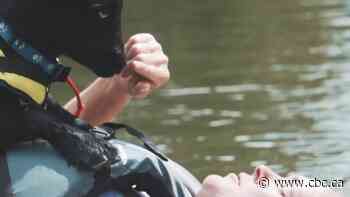 Yes, you're smelling a new fitness trend: Vernon, B.C., triathlete enlists pet goats as training partners