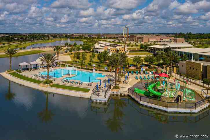 Meridiana families enjoy full slate of fall events