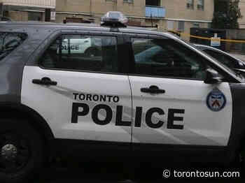 Toronto police say seven officers injured in midtown altercation - Toronto Sun
