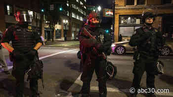 1 killed as Trump supporters, protesters clash in Portland