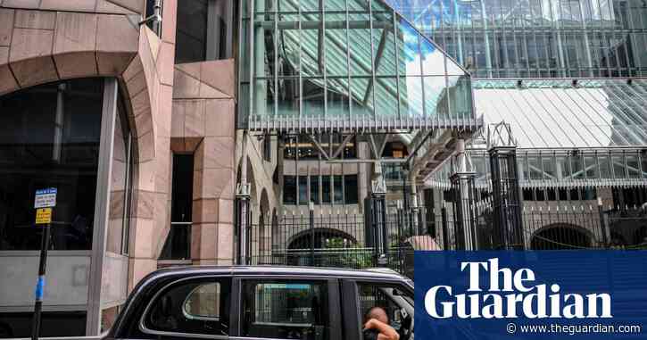 No return of workers to offices ‘could cost UK economy £480bn’