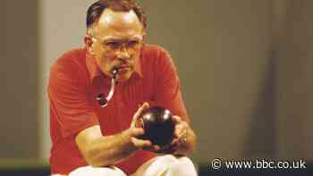 David Bryant: Winner of multiple world bowls titles dies aged 88