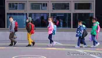 Canada's active COVID-19 case number is rising shortly before most schools reopen