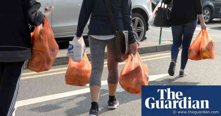 Price of single-use plastic bags in England to double to 10p