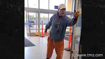 Anti-Masker Goes on Crazy Tirade at Alaskan Walmart