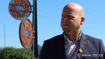 Corrections staffer alleges Indigenous identity 'fraud' in the public service in human rights complaint