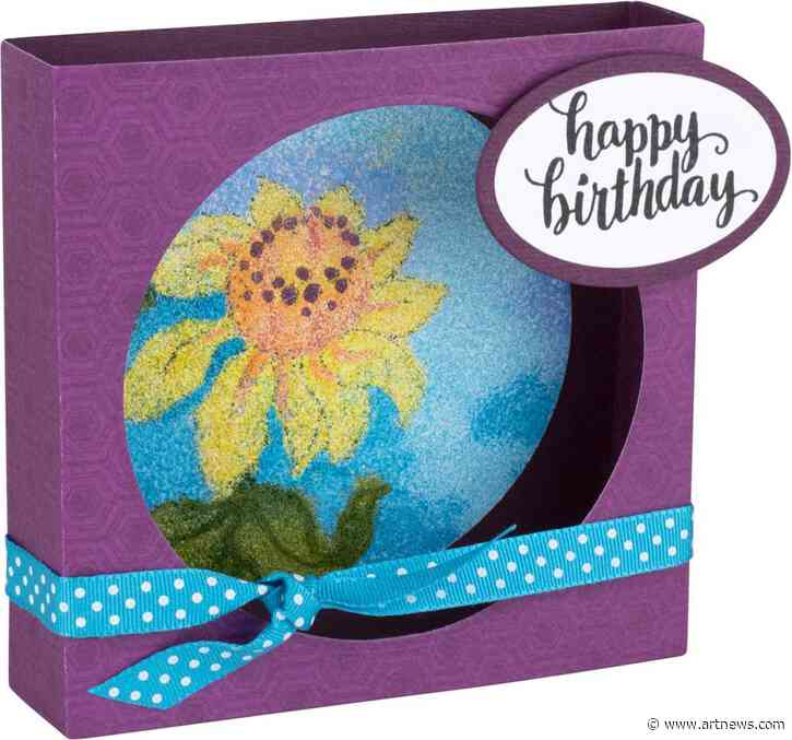 The Best Embossing Powders for Unique Finishes to Your Artworks