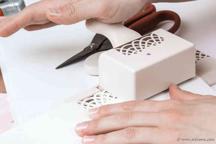 The Best Decorative Paper Punches for Scrapbooking and More Crafts