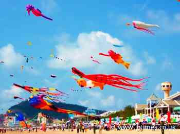 3-year-old gets thrown over 100 ft in the air by gigantic kite