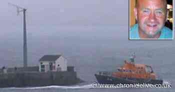 North Sea helicopter pilot tells hearing his 'world ended' as aircraft ditched