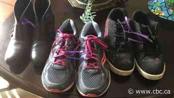 Empty shoes mark International Overdose Awareness Day in Edmonton - CBC.ca