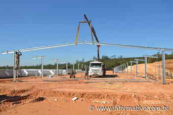 Iniciada a construção de pavilhões para aviário em Taquari - informativo.com.br