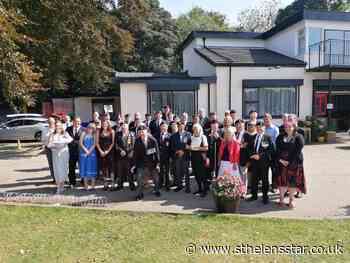 Veterans unite to honour heroes - St Helens Star