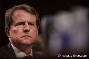 Appeals court rules it can't enforce congressional subpoena of McGahn