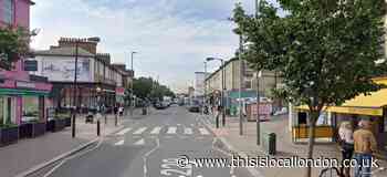 Council extends weekend pedestrianisation of Northcote Road