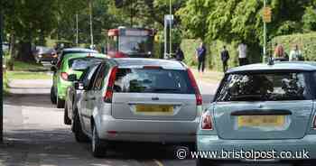 Parents could be hit with £70 fine if they park on pavements during school run