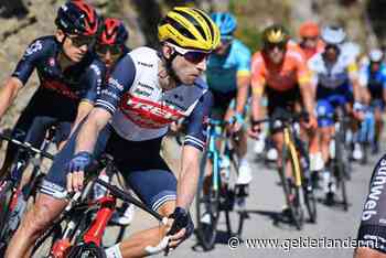 Zware dag voor Mollema: ‘Moest sprinten om in de groep te blijven’