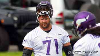 Source: Reiff to restructure deal, stay with Vikes