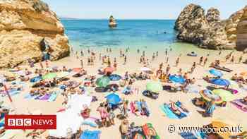 Coronavirus: UK considers putting Portugal back on quarantine list