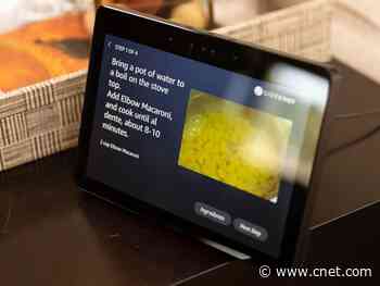 Best Buy's amazing bundle is back: Echo Show 10, Echo Show 5 and Philips Hue bulb for $180     - CNET