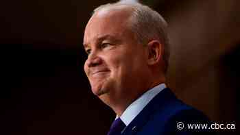 Conservative leader makes an announcement