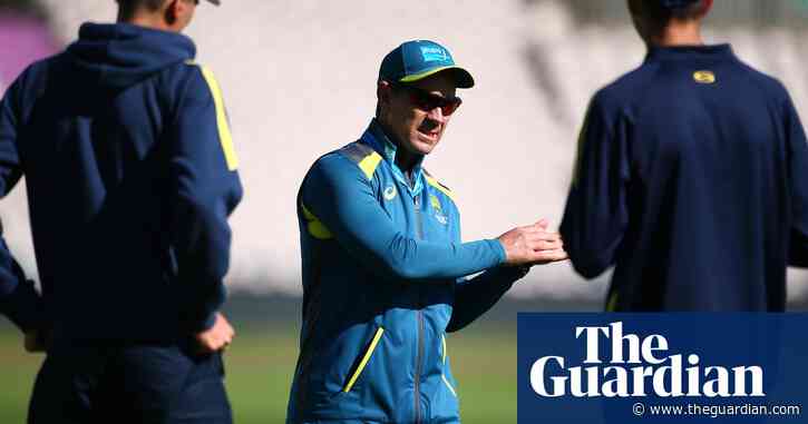 Australia's evolution under Justin Langer continues as painful memories surface | Adam Collins