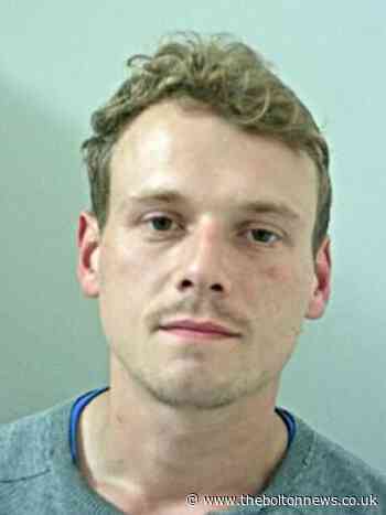 Ramsbottom man jailed after exposing himself to young girls