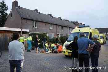 Man overleden op straat in Boxmeer, mogelijk door schoten