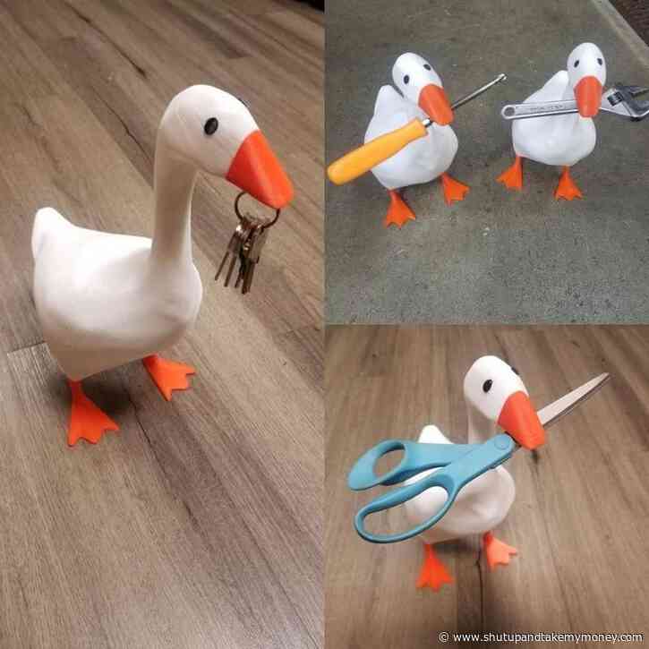 Untitled Goose Magnetic Statue