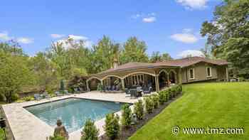Teresa Giudice Lists NJ Mansion as She and Joe Finalize Divorce