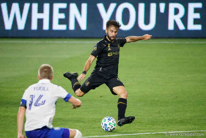 Diego Rossi scores a pair of goals as LAFC routs San Jose