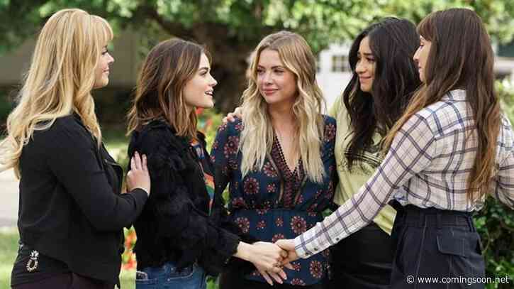 Pretty Little Liars Reboot in Development From Riverdale Creator