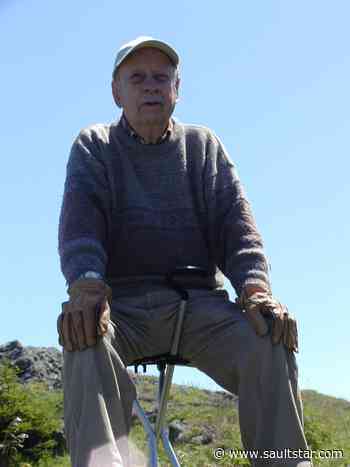 Currell was veteran travel writer
