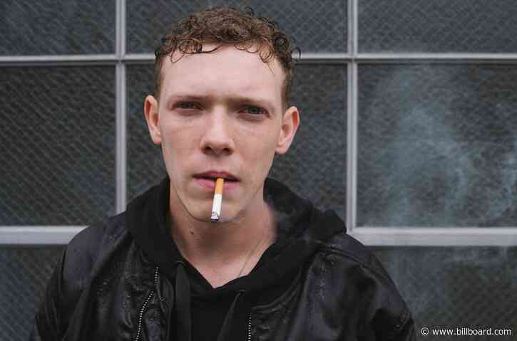 Matt Maeson Scores First Rock Airplay No. 1 With ‘Hallucinogenics’