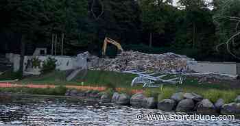 Jimmy Jam's onetime palatial pad on Lake Minnetonka reduced to rubble